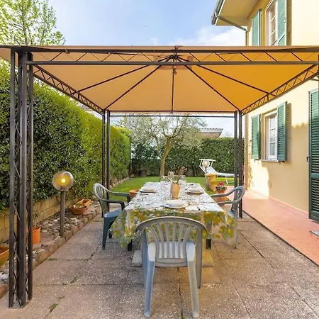 9 Minuti Dalle Mura Di Lucca, Luxury Βίλα